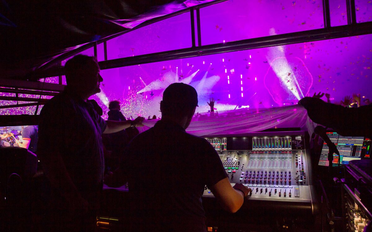 DiGiCo SD7 – The Only Console For Coldplay