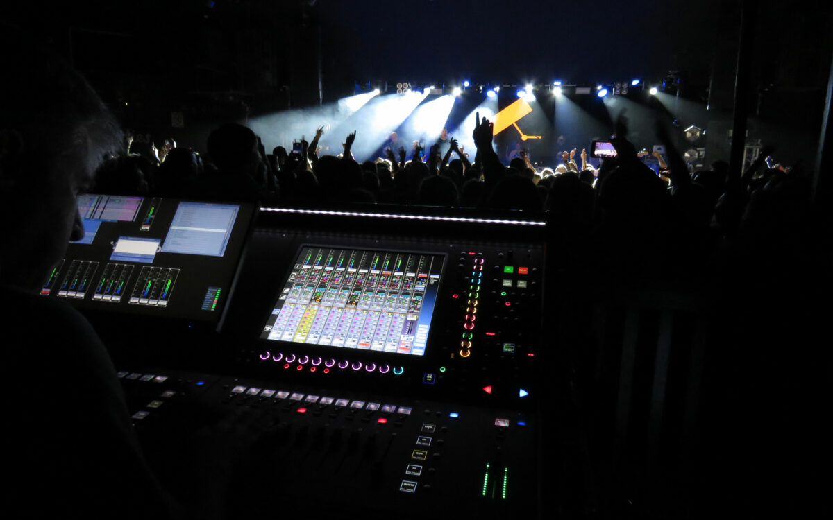Hard-Fi leans on DiGiCo for first UK tour in over a decade