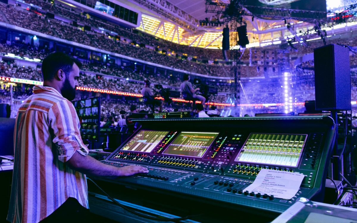 Record-breaking Spanish Boxing event, La Velada Del Año 4, deploys nine console DiGiCo set-up to guarantee glitch free ‘Night of the Year’